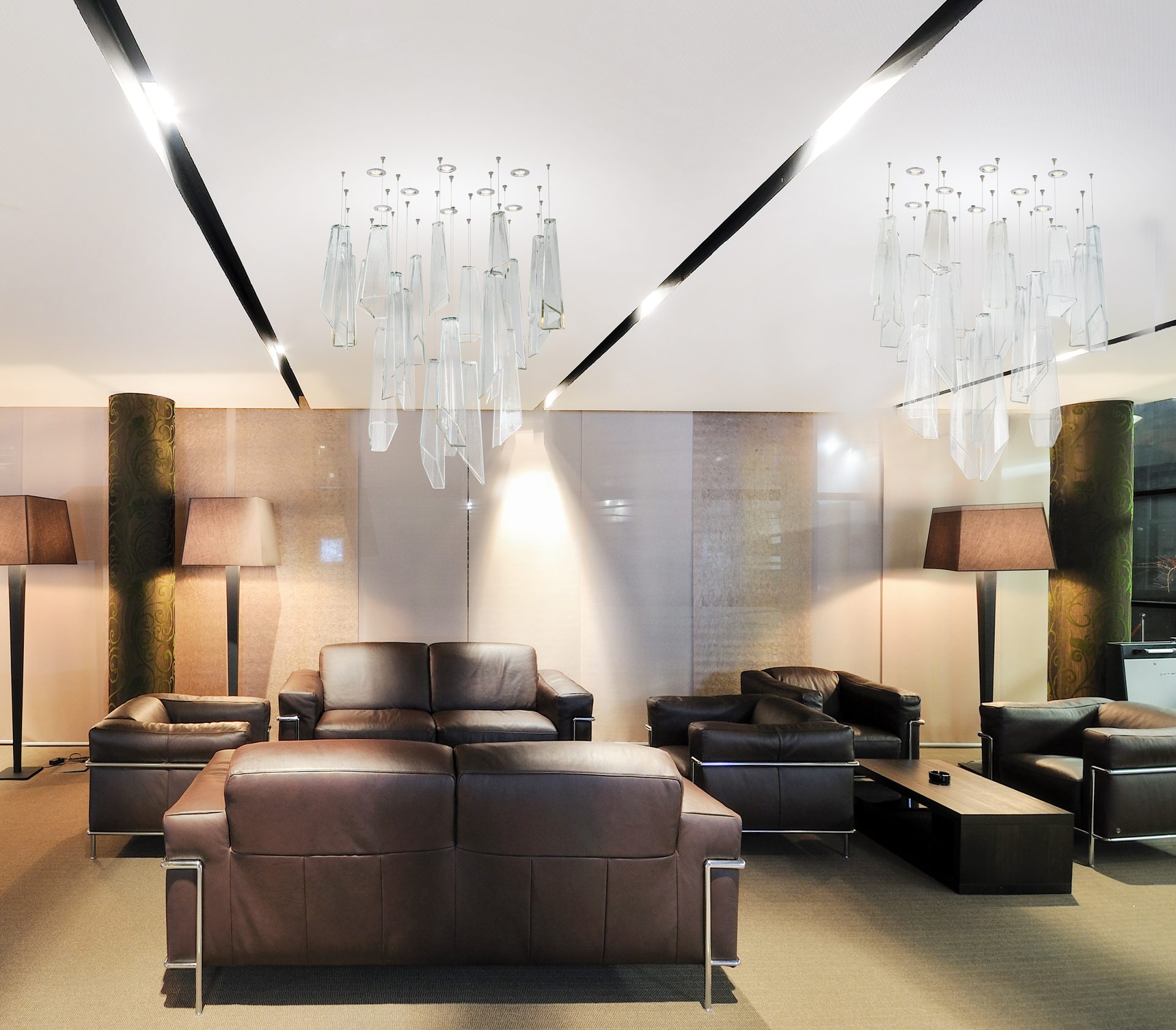 CRYPTO 291 CHANDELIER - Image 2